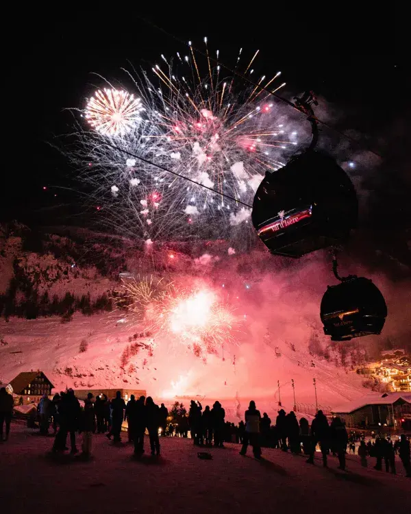Descente_aux_flambeaux-5106-Val_d_Isere_Tourisme_-_Yann_Allegre